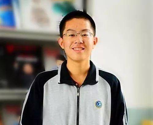 河北状元734分考上清华,数学考了满分,坦言从小就在抓易错题_孙浩宁