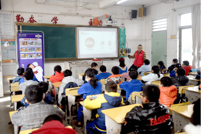 "纯悦"守护平安校园 生命课程在湛江市第十四小学开课啦!