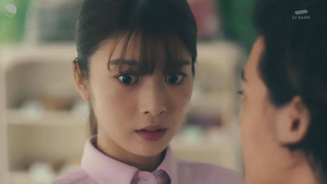 日剧《3b恋人》:单身美女与3个问题帅哥同居