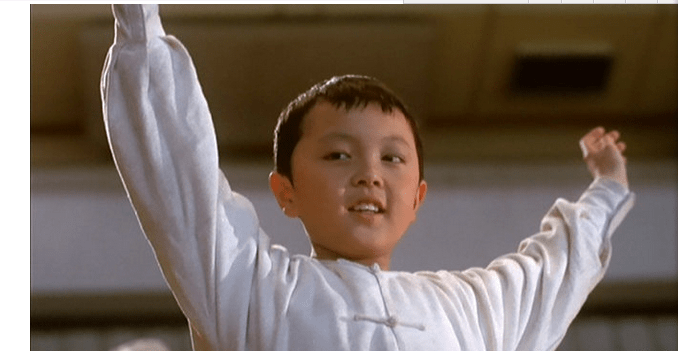 他曾是最红功夫小子,因学业退出演艺圈,重新复出因长残无人识