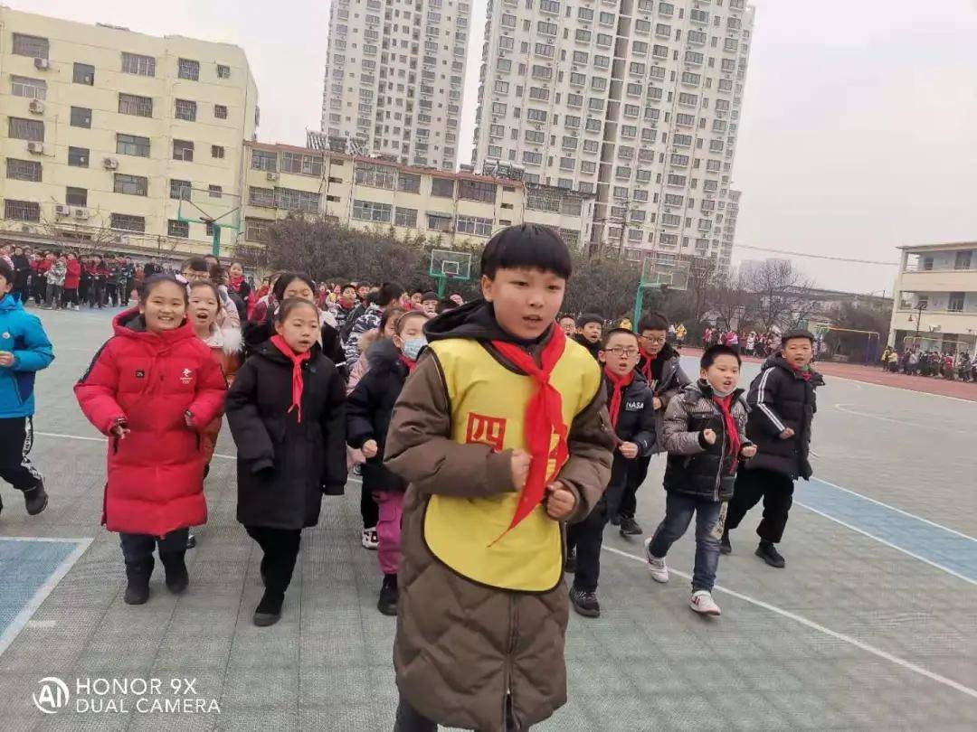 薛城区实验小学图片