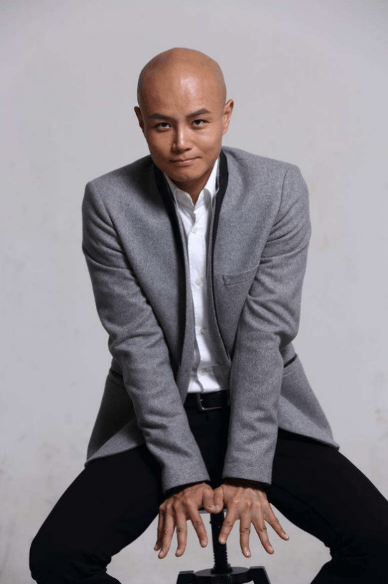 凭借《非诚勿扰》大火,耍酒疯把金星鲁豫都骂了,如今他成这样?_乐嘉