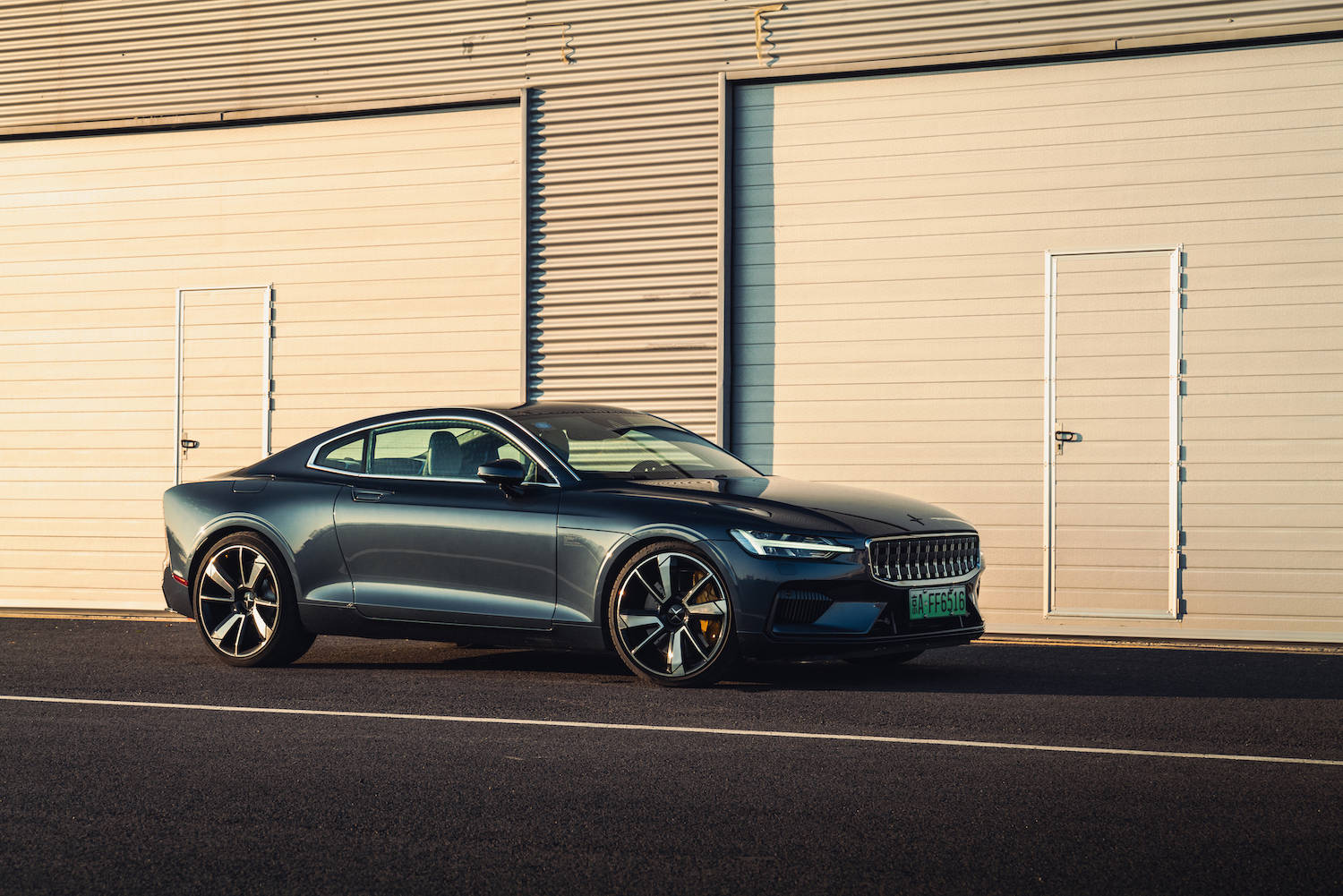 polestar1随波逐流中我选择独行