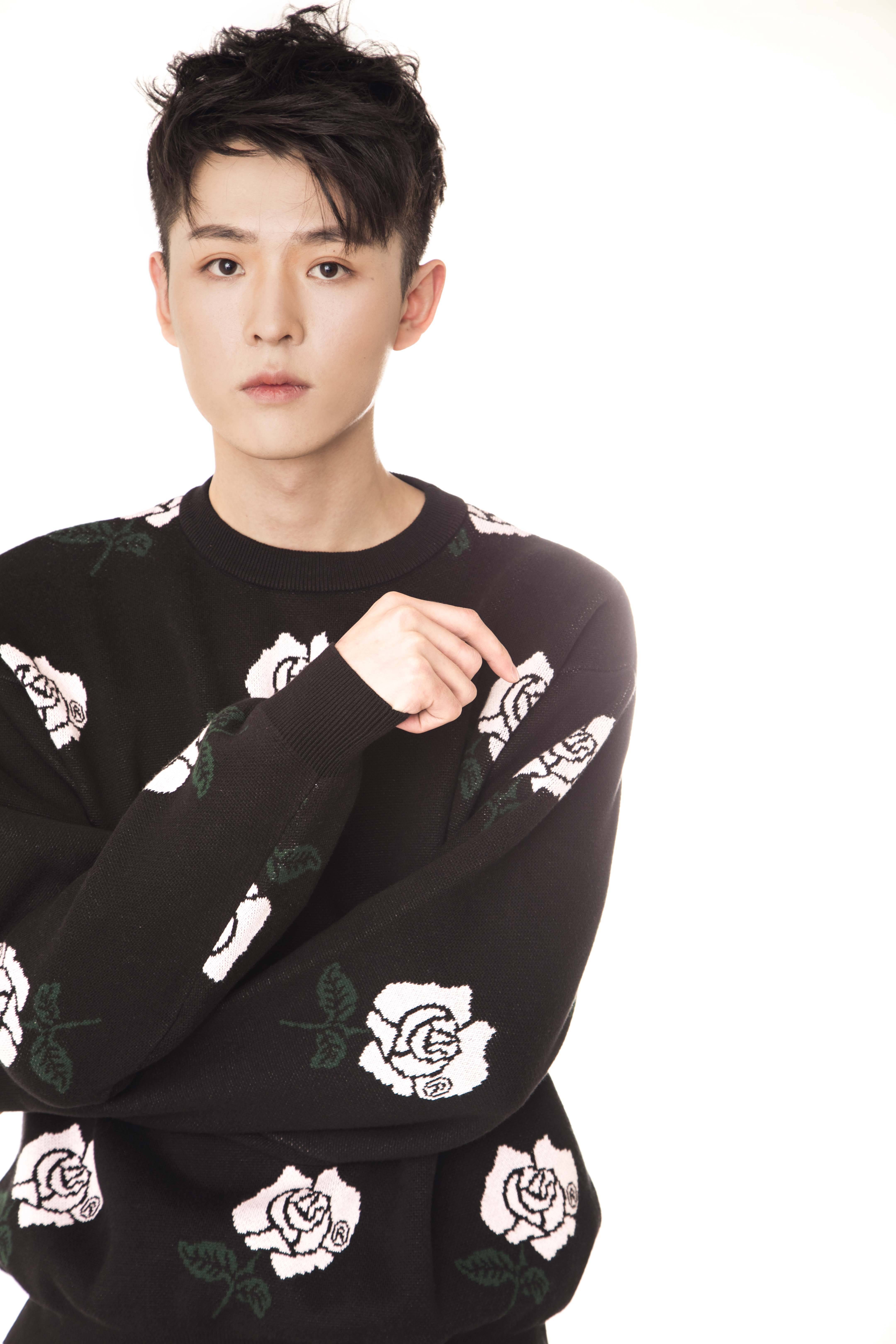 微剧《我不仅仅是赘婿》顺利开机 李俊麟化身第一首富潇洒多金