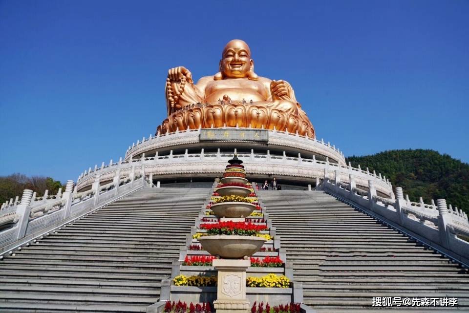 宁波有两座寺院，都自称是弥勒道场，除了雪窦寺你还知道另一座吗