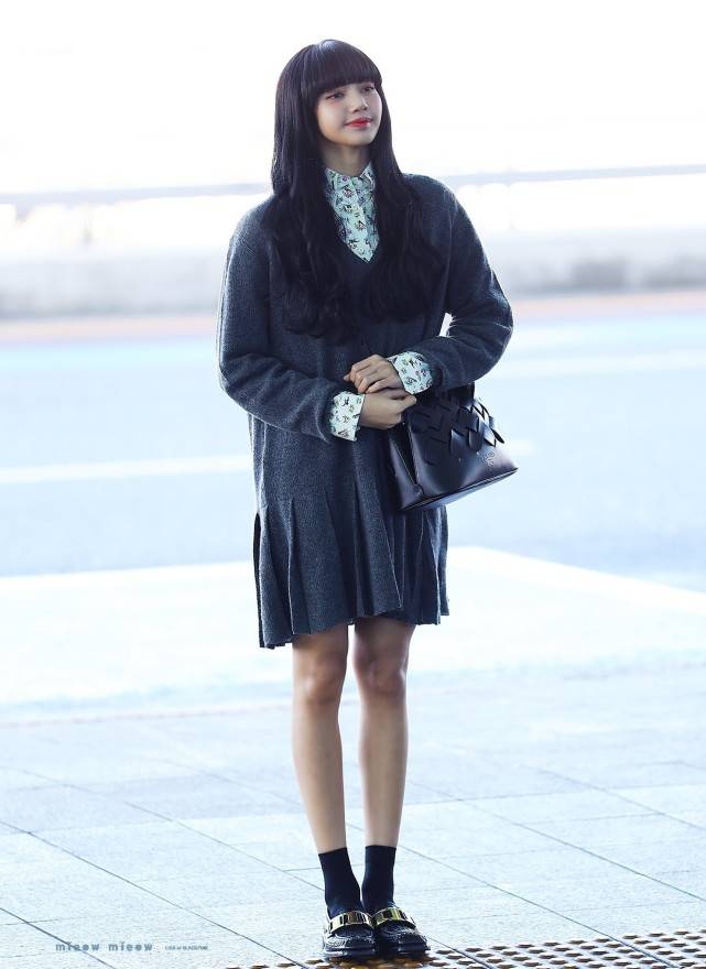 原创又美又可爱很喜欢lisa的温柔风穿搭优雅不失高级感