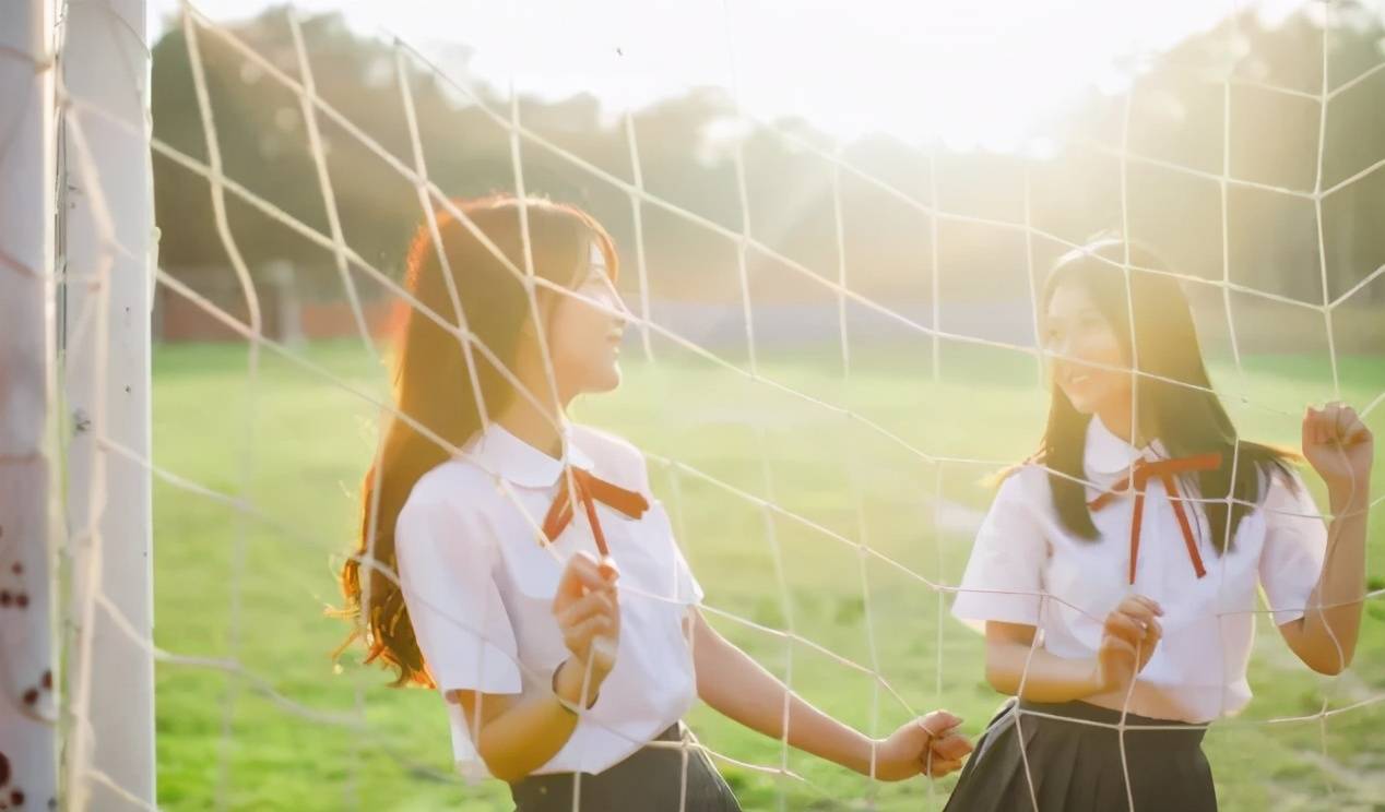 原创友情中谁也不用刻意讨好