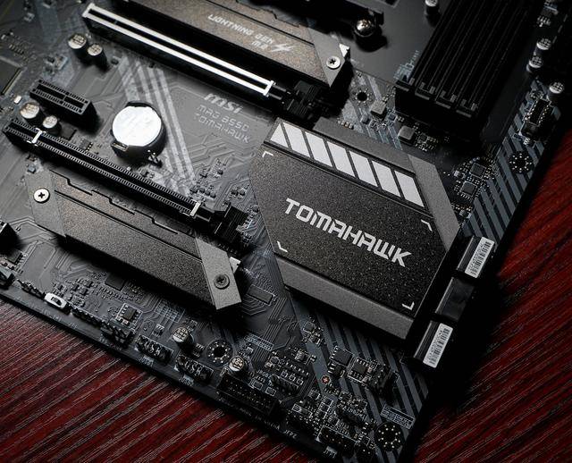 本体|2K必选的PCIe4.0固态 WD_BLACK SN850