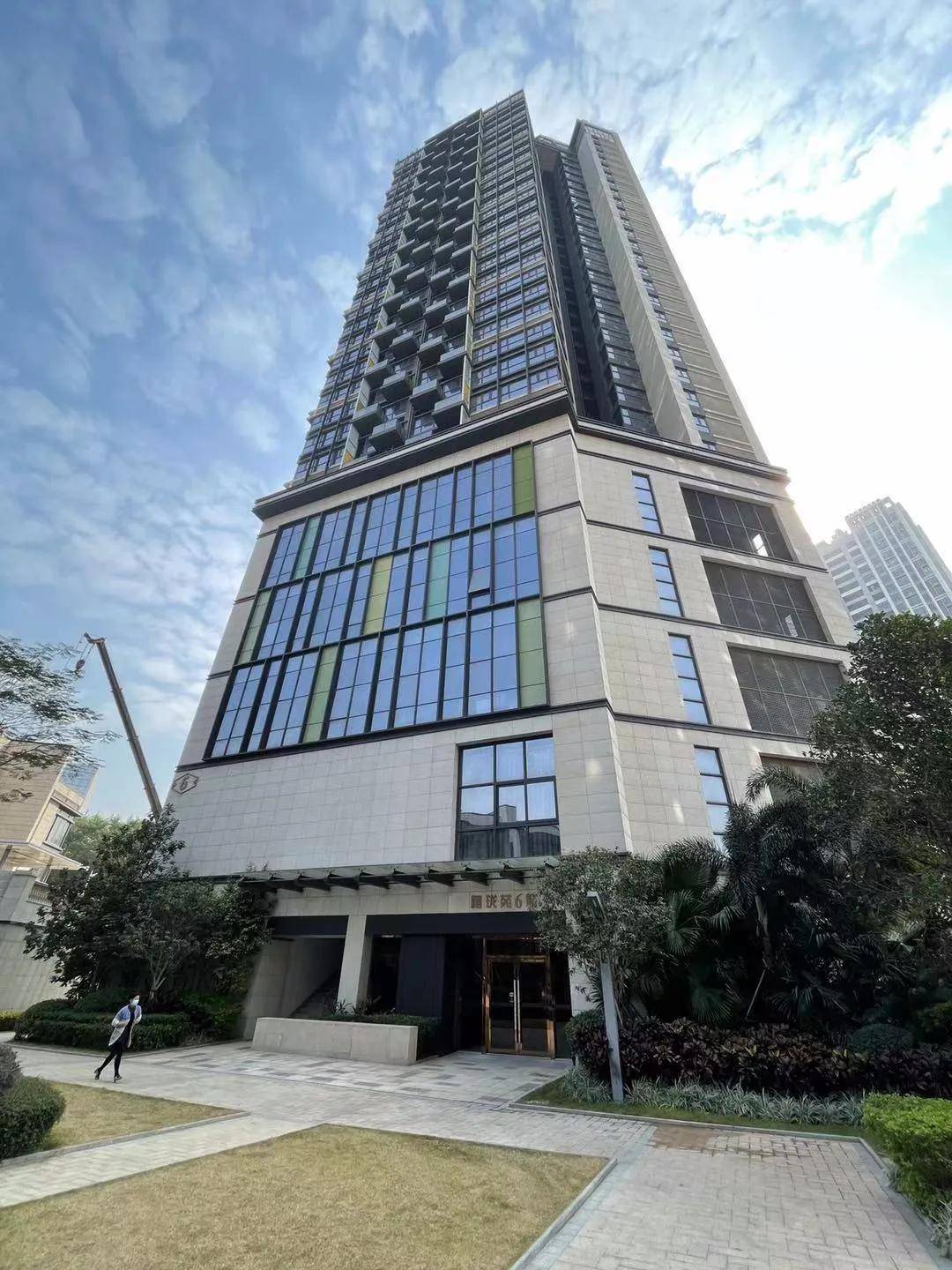 深圳龙华【珑门名苑】为什么那么便宜?内部有什么猫腻?揭秘真相!_户型