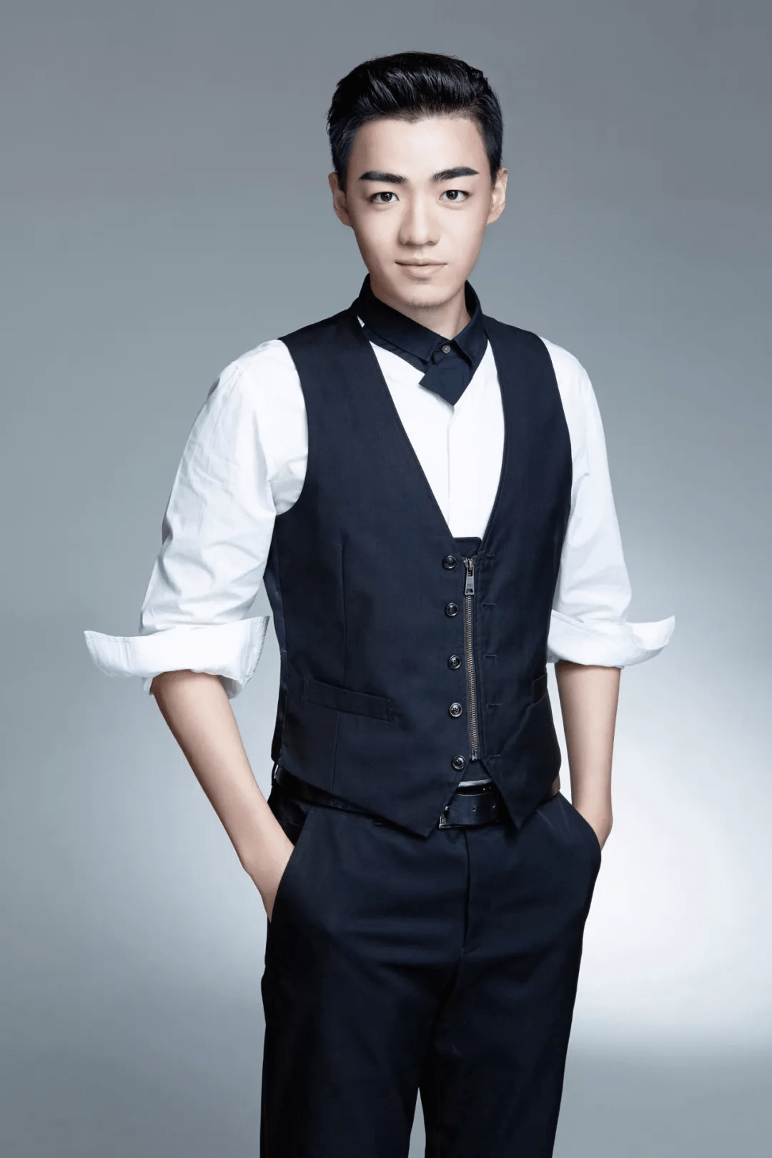 金圣权主演音乐剧《帅小伙的蔬果店》为你讲述创业趣事!