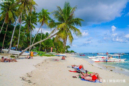 菲律宾“最低调”海岛，景美少人很清凉，游客直接在沙滩上做按摩