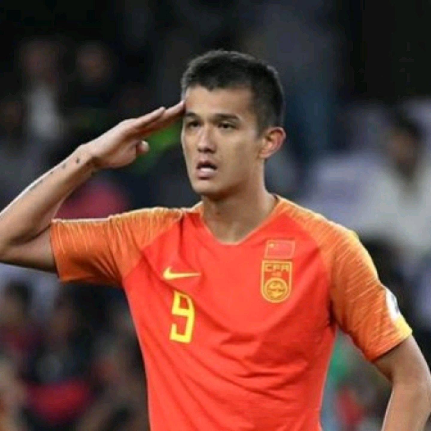 一位置专出帅哥_足球