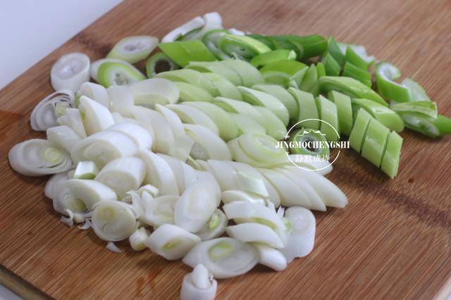 多肉叶插的正确做法图片 7f33ff11459a4d50b68b51da9b8fb223.jpeg