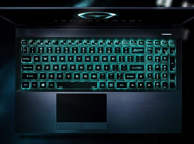 游戏|RTX3080 + 酷睿 i7-10870H高配置狂野驱动：雷神P1高性价比游戏本