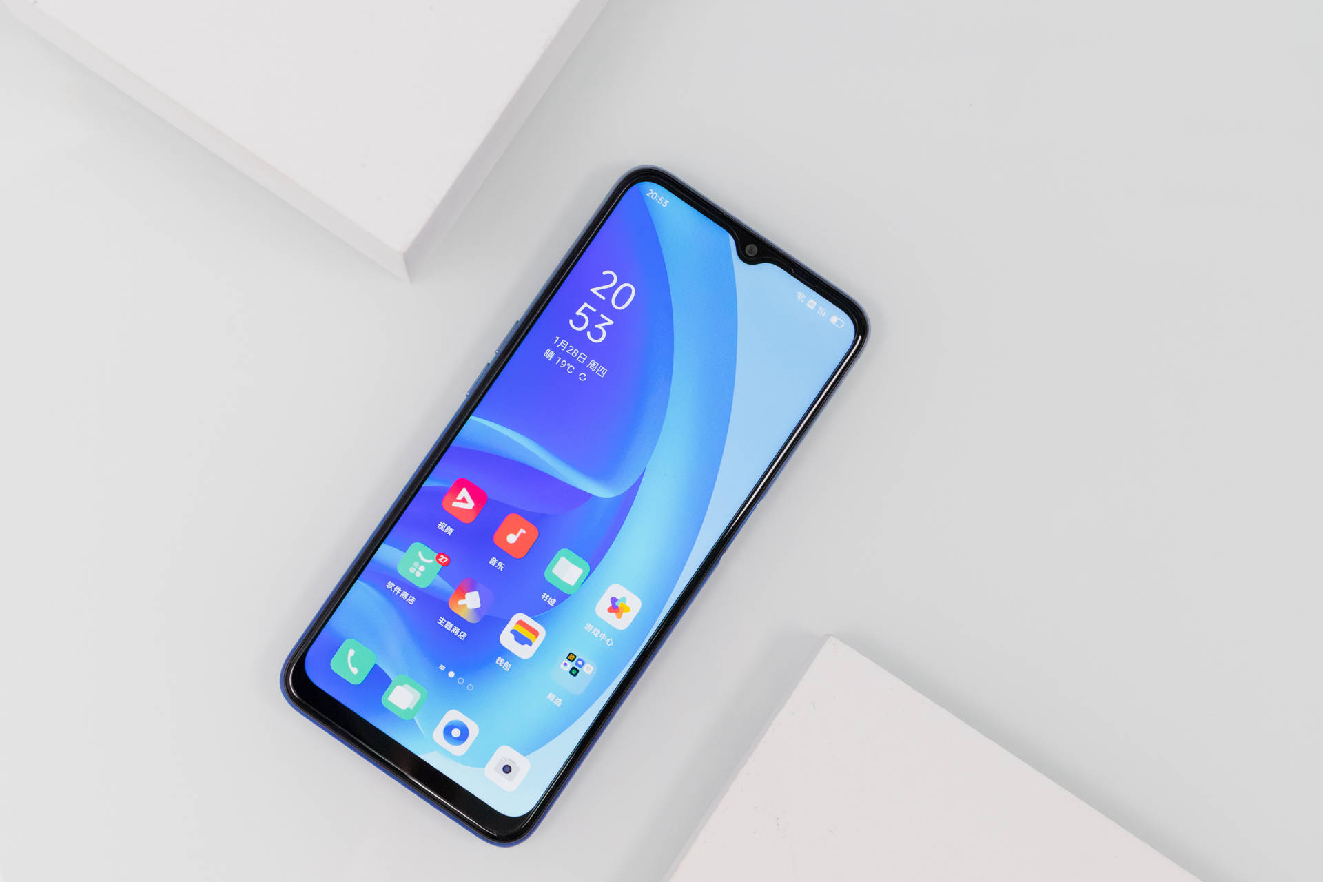 轻薄时尚大电池5g手机 oppo a55图赏