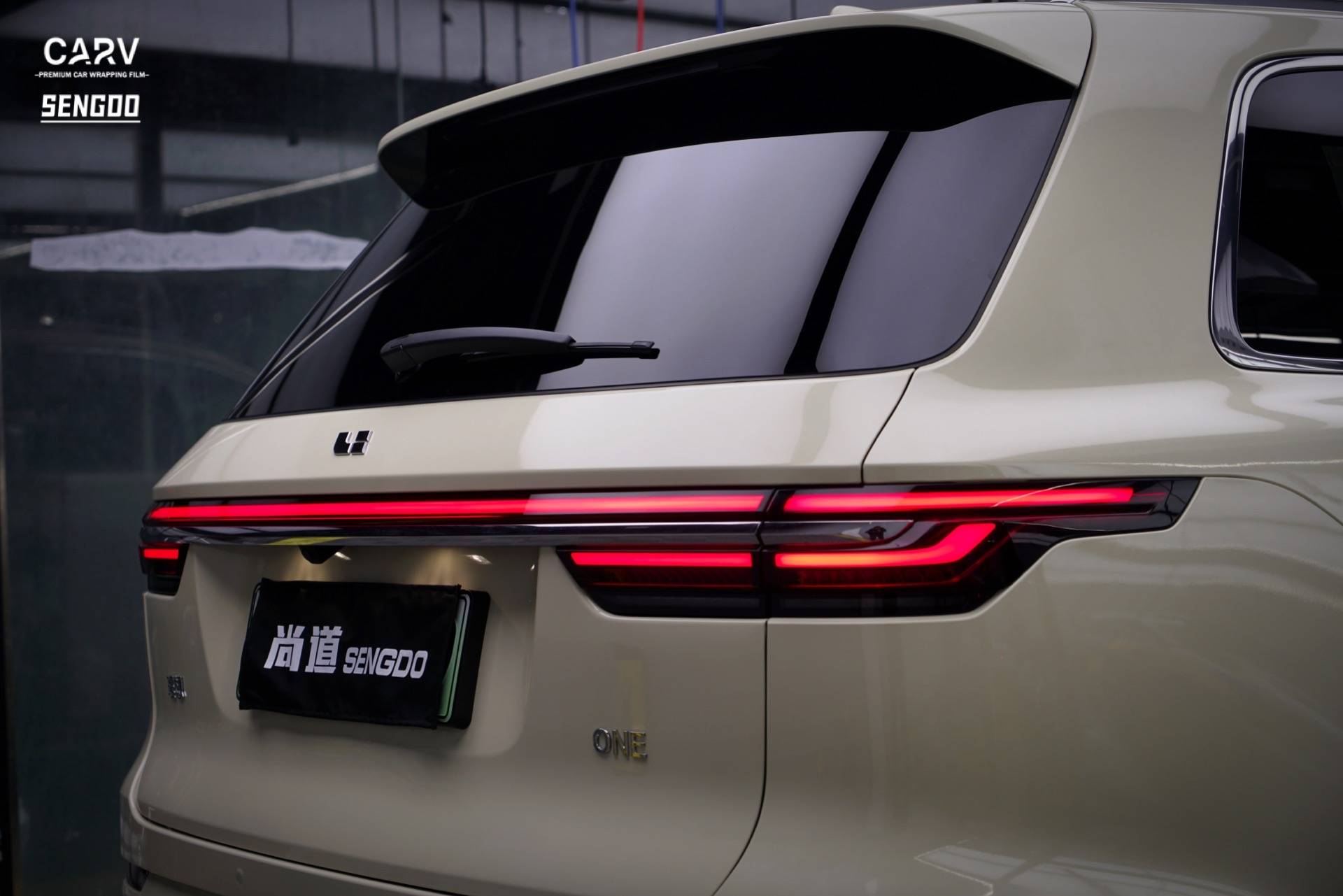 水晶撒哈拉黄1924 理想one