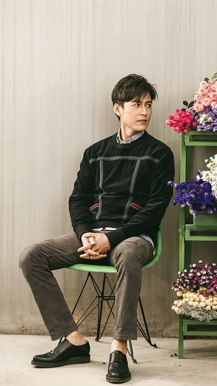 靳东泪目我的离异父母我放不下的至亲