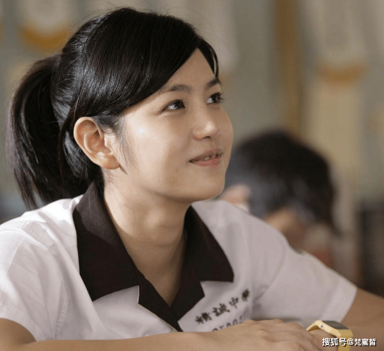 当初陈妍希就是凭借沈佳宜这个角色火起来的,而她那张脸也被大家称为"