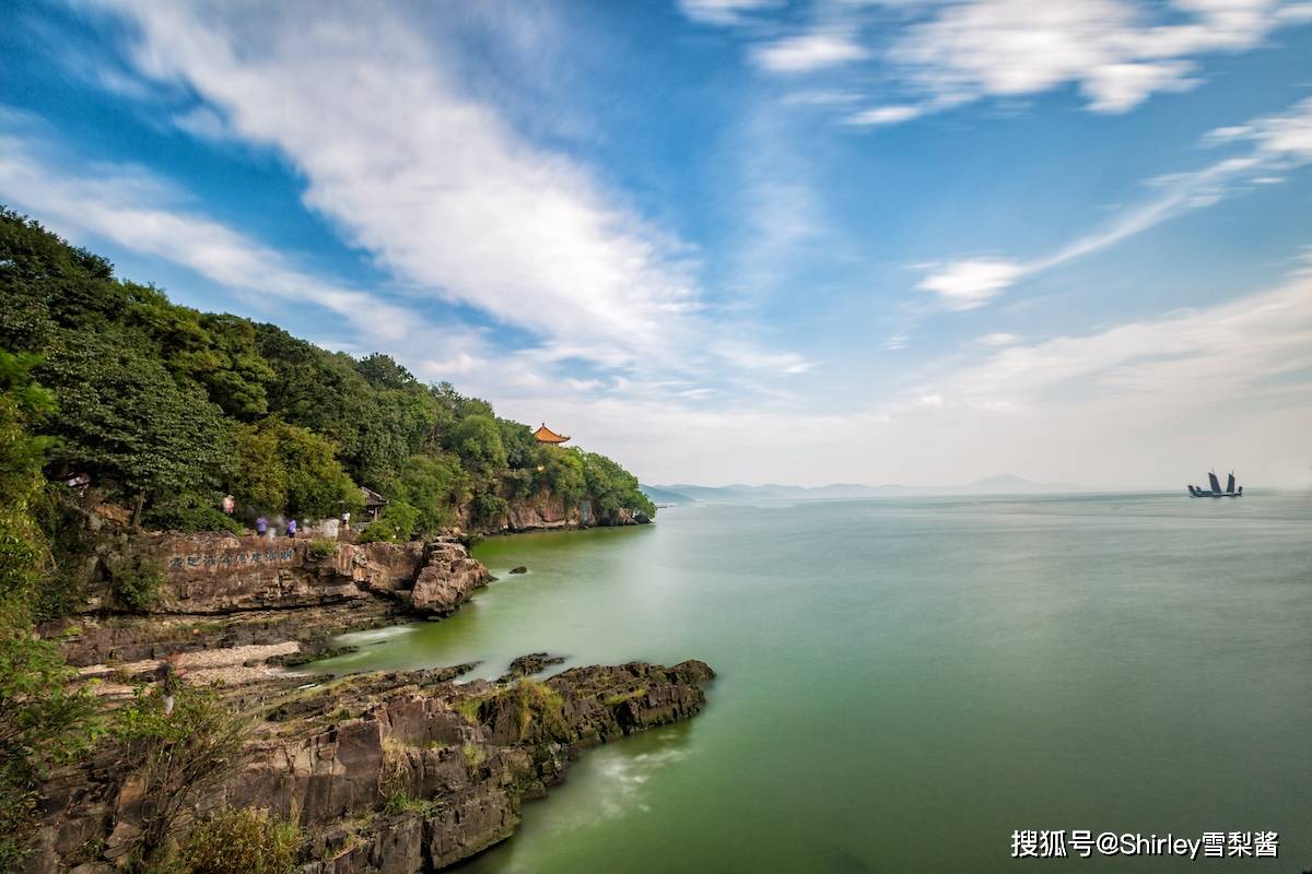 浙江白塔镇经济总量_浙江经济职业技术学院