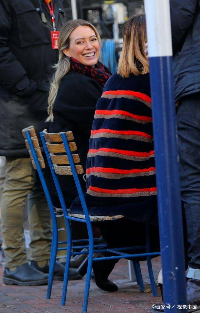 红围巾头像怎么p ae473c21a4384ffeb4f85ebf8b00d325.jpeg