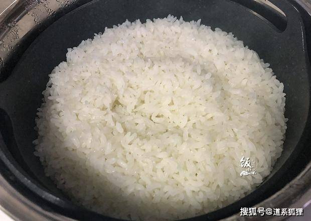 煮米饭要几分钟 dd50ffd45fbd444fa3b94904b540baaf.jpeg