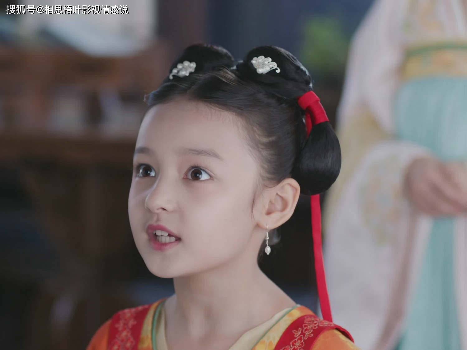 风起霓裳开篇有时候我们之所以长大都是迫不得已