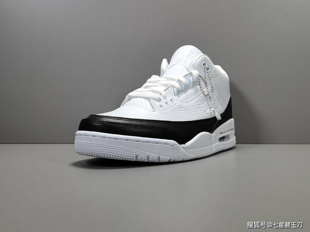 藤原浩联名 黑白大闪电aj3