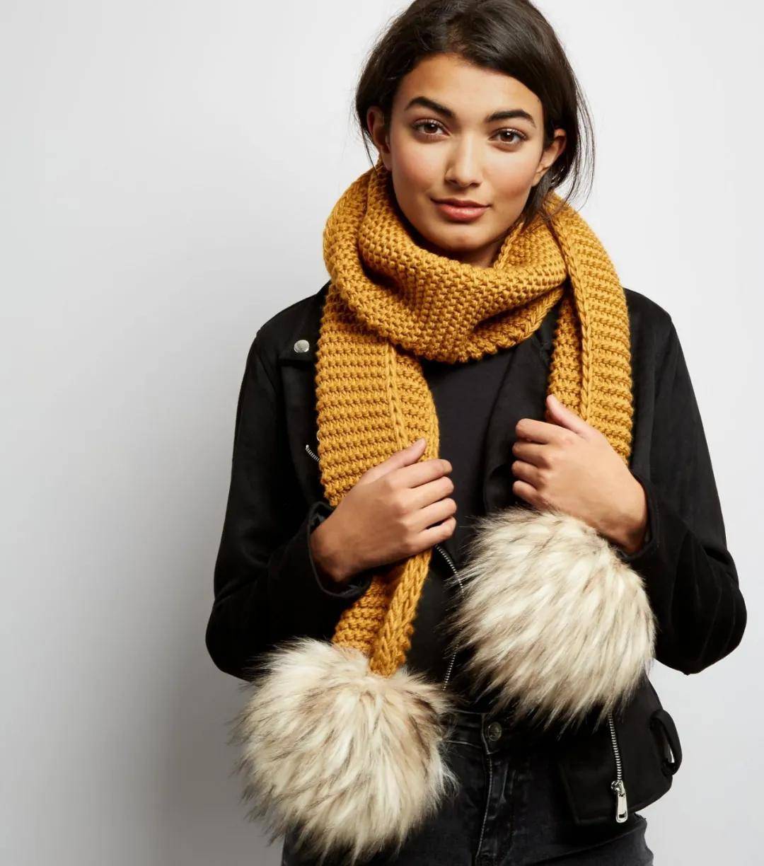 【美妆江湖】为什么别人戴围巾那么洋气,你戴永远像大妈?