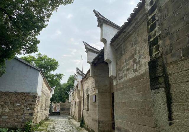 武汉史上最显赫的家室，不在老汉口，而是在这座落寞的古村里