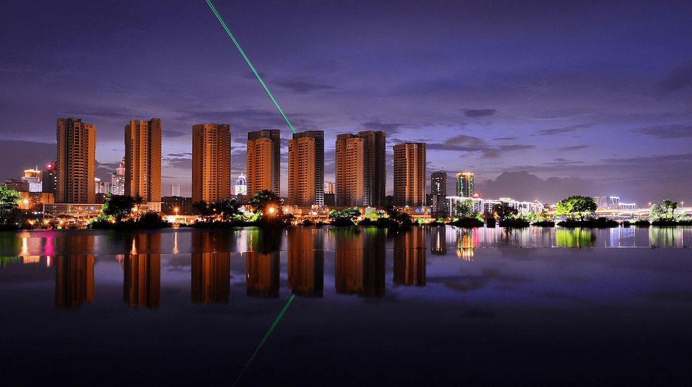 竞争激烈!柳州金沙角一套顶层的楼中楼房子拍出302万高价