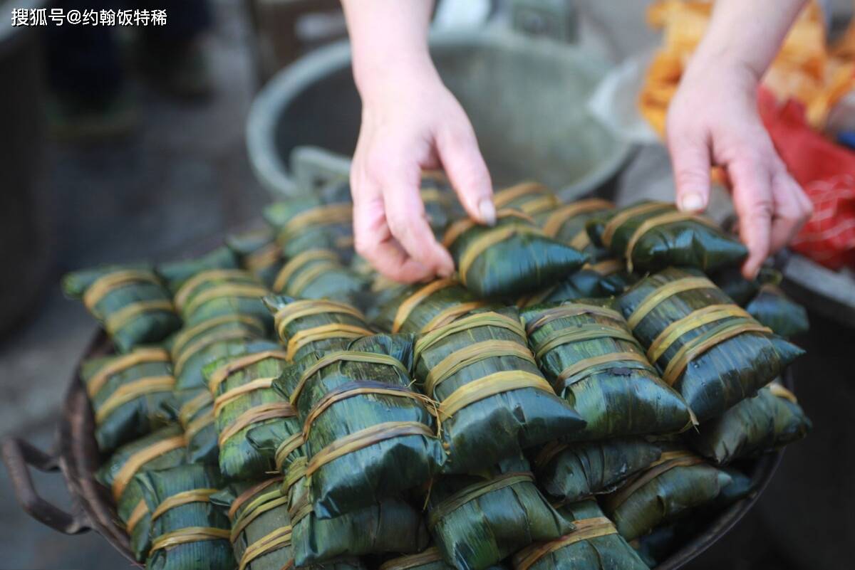 广西壮族有多少人口_广西壮族建筑都有哪些
