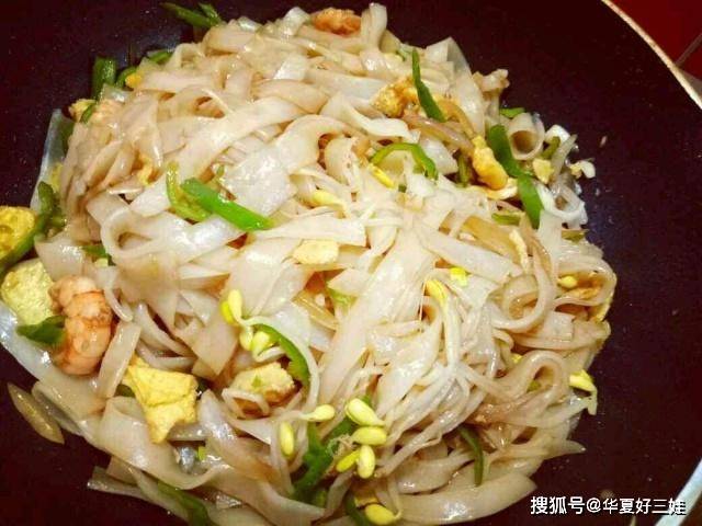 怎么炒干河粉 f5477c67dfc1455dafb2b579e3bbf24a.jpeg