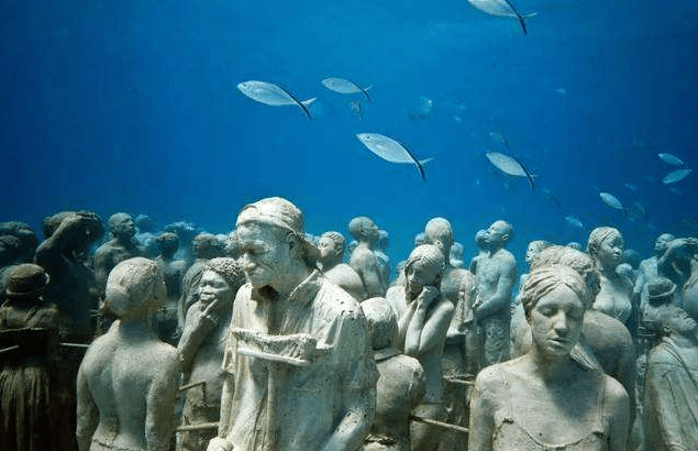 世界上最特别的博物馆，位于海平面下8.4米处，想参观还得会潜水