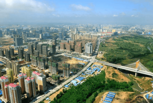 榆林人均gdp_榆林火车站(3)