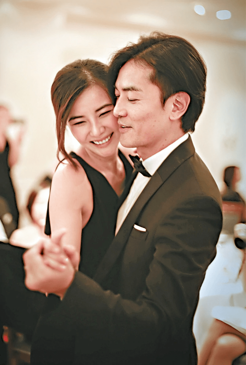 蒙嘉慧转行做房产中介 与老公郑伊健移居日本 网友 忽悠接盘侠 夫妇