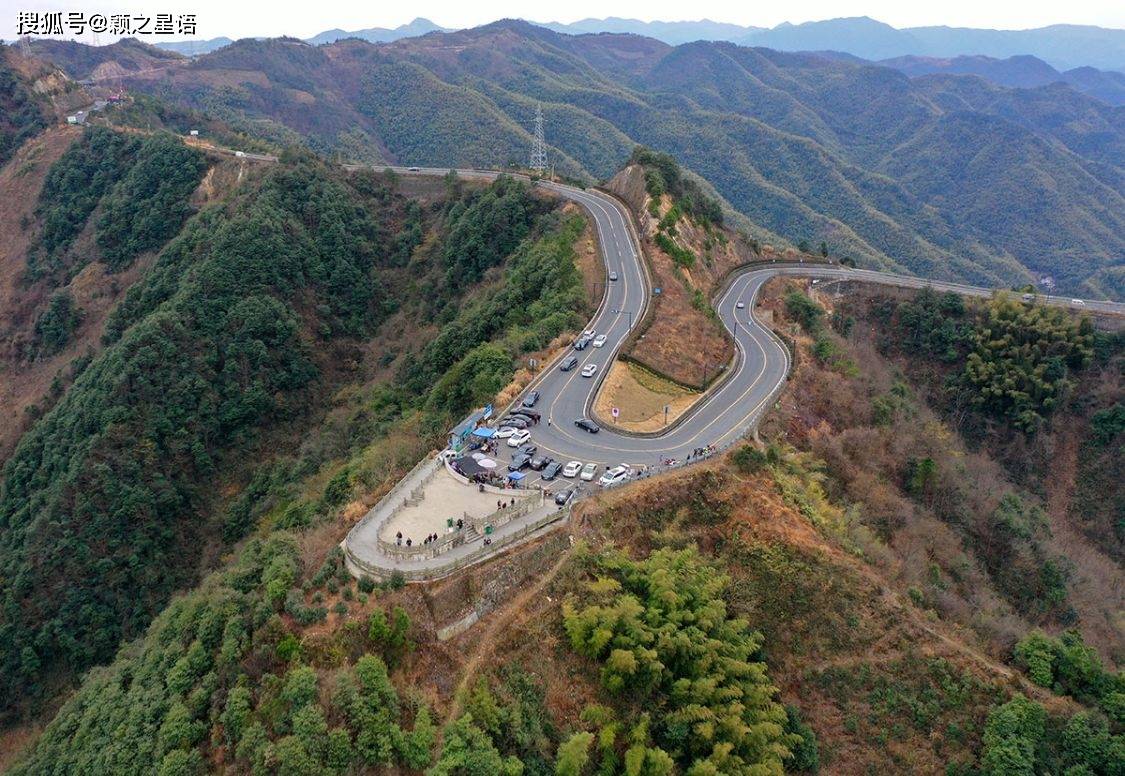 寧波天路四明觀景臺穿越風景裡