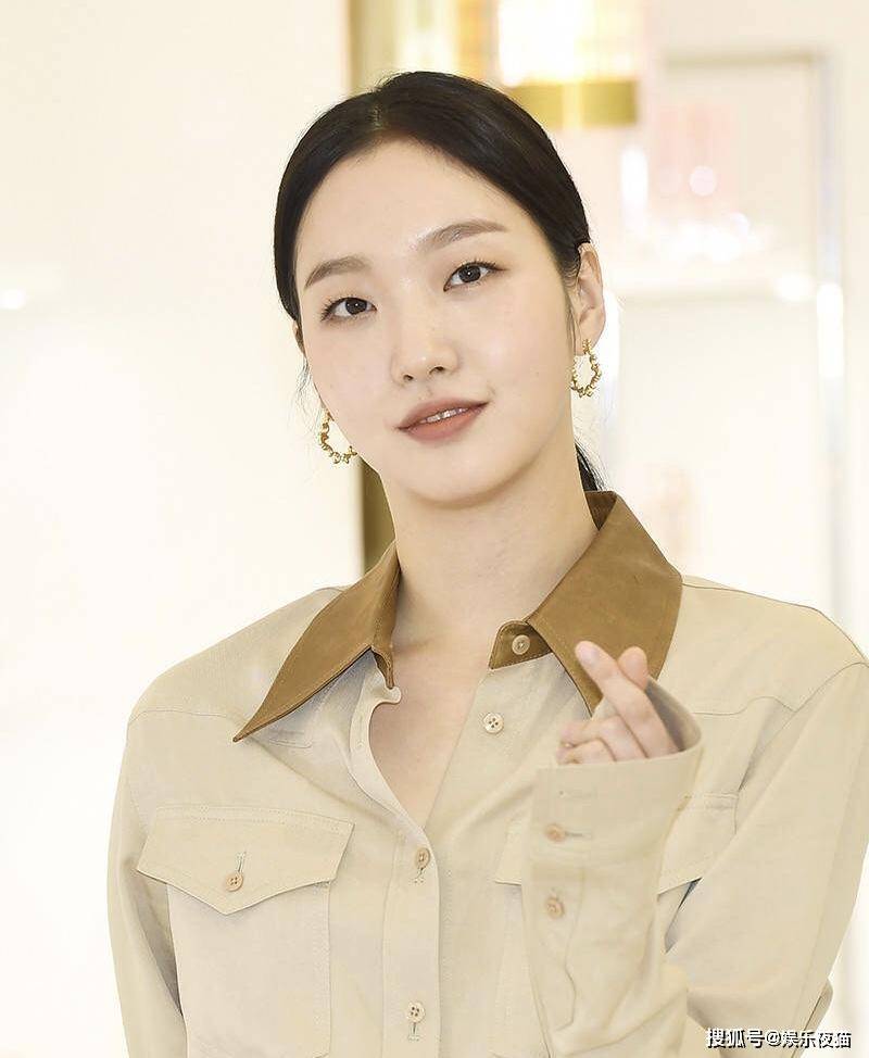 有种惊艳叫"单眼皮女神金高银",又纯又仙,这气质真是绝了