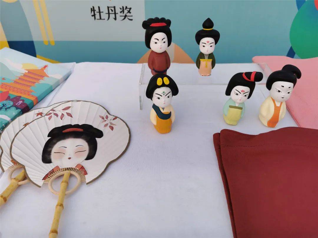 唐宫夜宴火了复活这群唐朝胖妞儿的人这样说