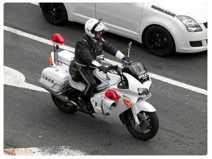 雅马哈150警用摩托车图片