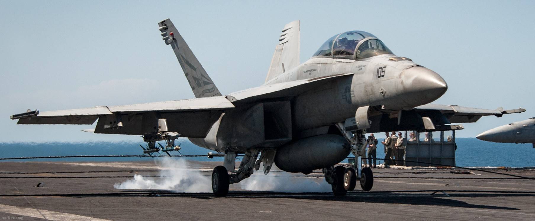 漂亮的美军舰载机 "超级大黄蜂"多图欣赏-搜狐大视野-搜狐新闻