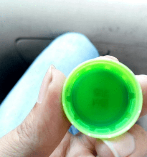 "再来一瓶"活动促进了营收,为啥商家取消了?原来有着不少猫腻_瓶盖