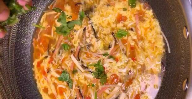 番茄酸辣汤 d20e19be479d4bf1ad1a549a28555437.jpeg