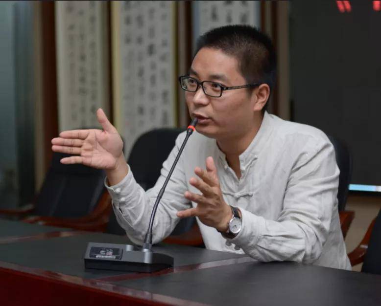 亓宏刚九三学社武汉书画院院长