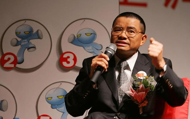 他41岁创业,54岁抓住商机,61岁公司成行业巨头,现垄断50%市场_梁庆德