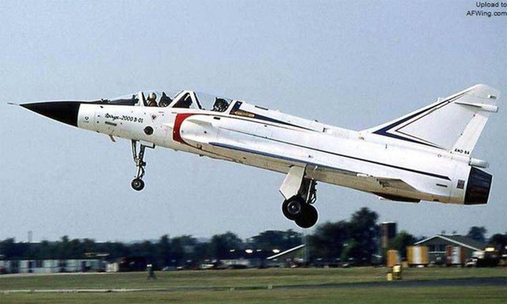 80年代空军实力究竟如何我军试飞员接触到幻影2000后的巨大震撼