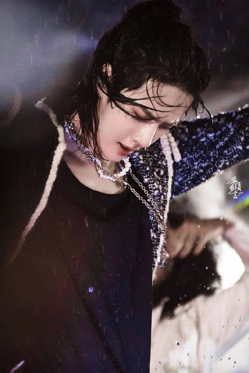 王一博京剧壁纸来一波,神秘的眼神绝美的侧颜,充满戏剧张力!(图11)