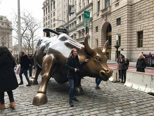 不能忘却的回忆 华尔街“铜牛”创作者去世