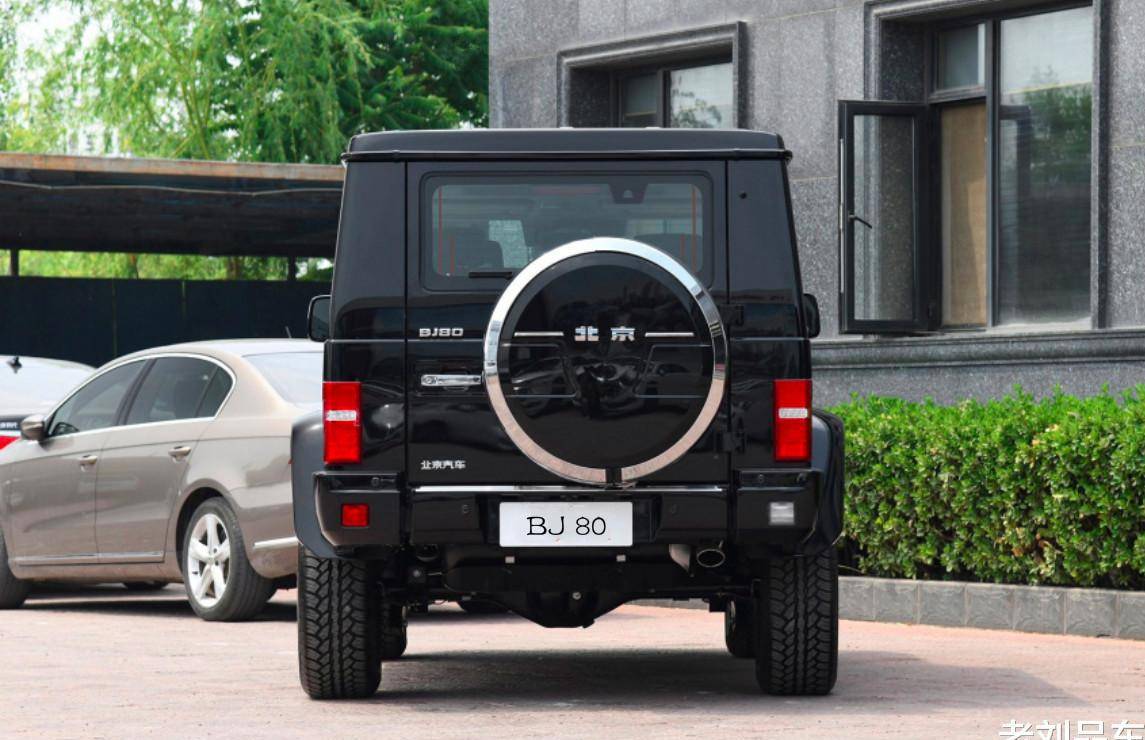 北汽bj80国产硬派越野,2.3t 6速手自一体动力组合,配置非常硬核