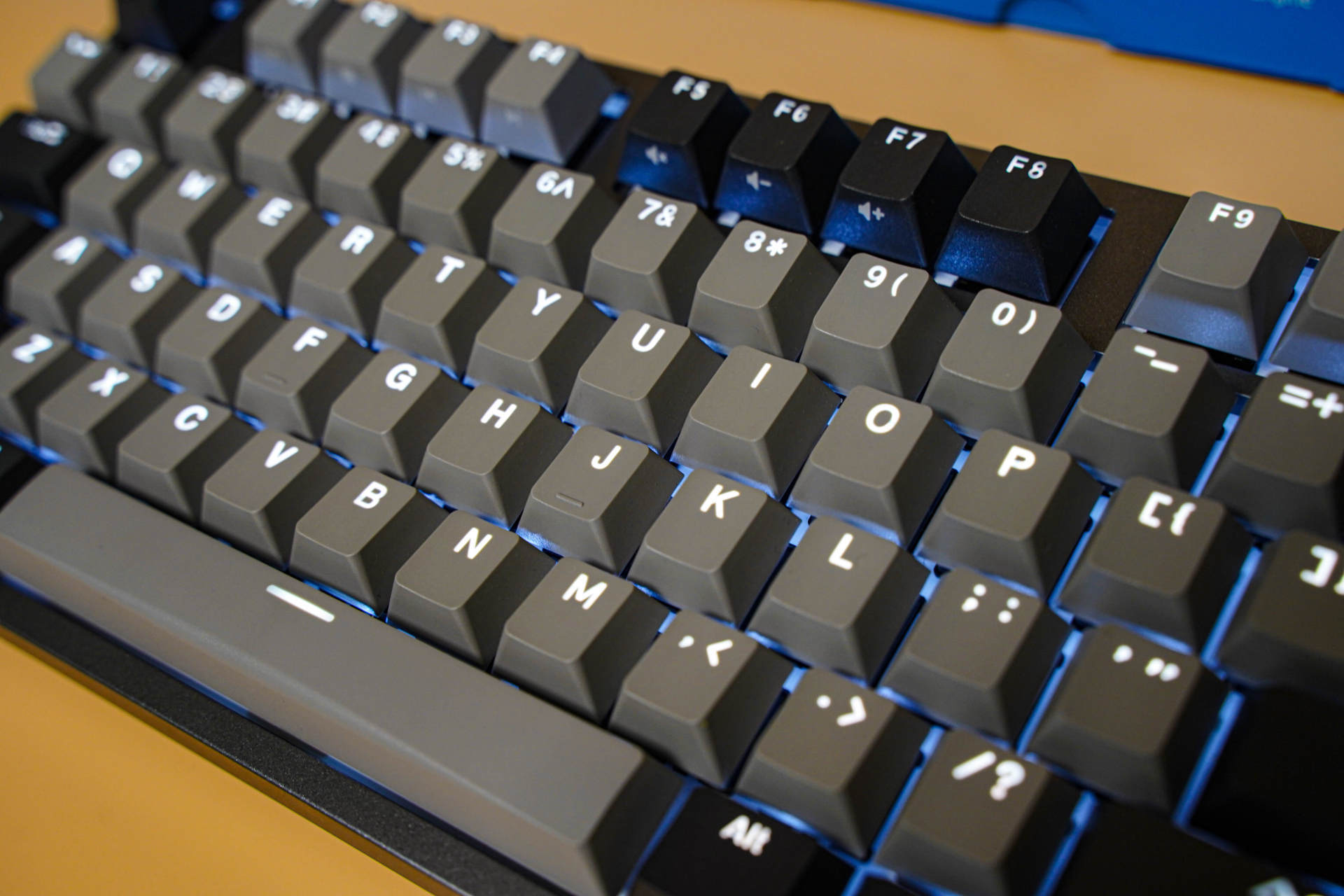 桌面上的艺术范儿,杜伽k310机械键盘,让我一见倾心_的设计