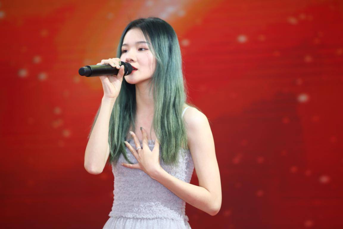 奥园英德巧克力王国联袂中国好声音开年首场音乐狂欢圆满收官